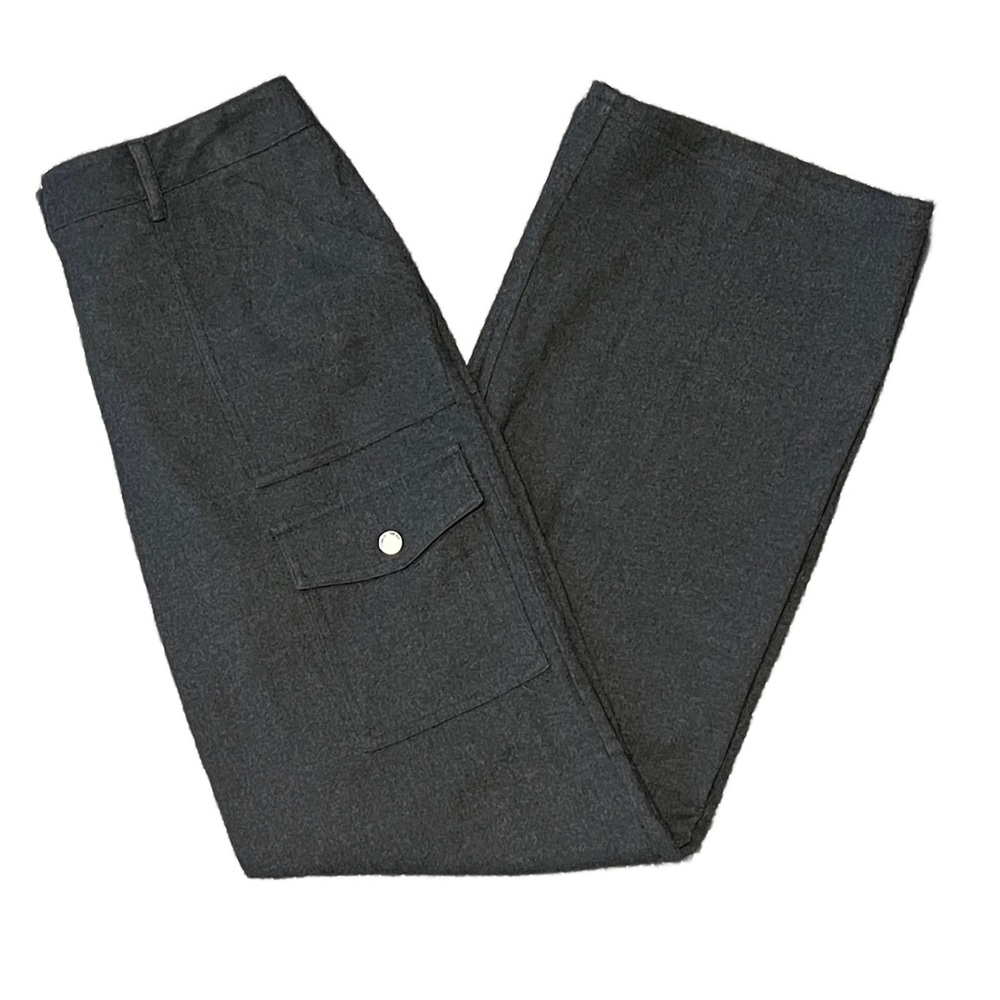 Women’s Black Wide-Leg Cargo Pants